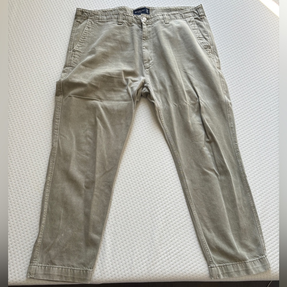 A&F Lightweight Denim Loose Jeans